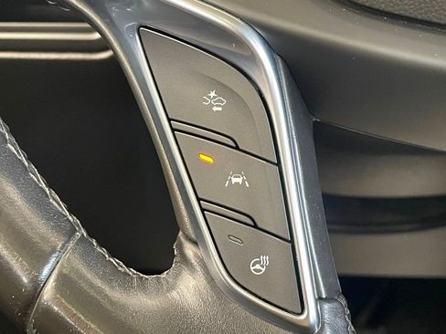 Used 2019 Cadillac XT5 Luxury image 26