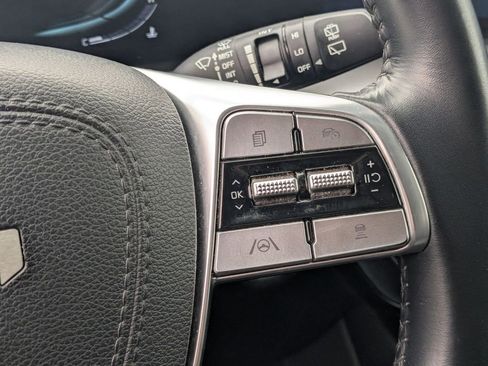 Used 2025 Kia Telluride S AWD/4WD image 19