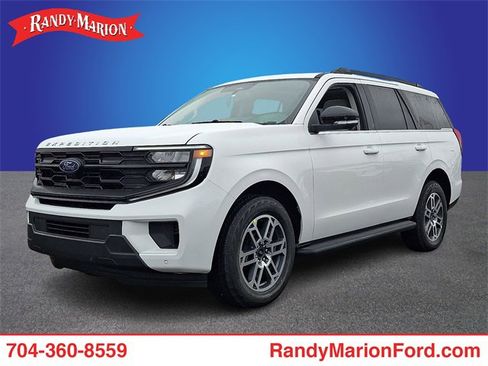 New 2026 Ford Expedition Active image 1