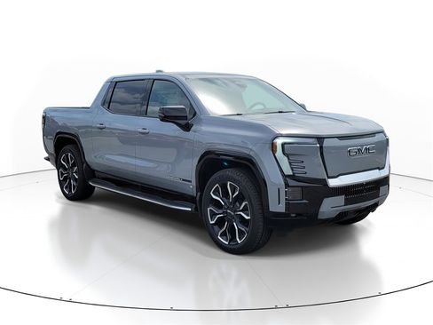 New 2025 GMC Sierra EV Denali image 31