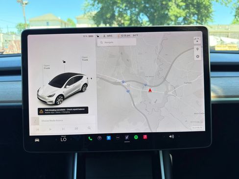 Used 2020 Tesla Model Y Long Range AWD/4WD image 35