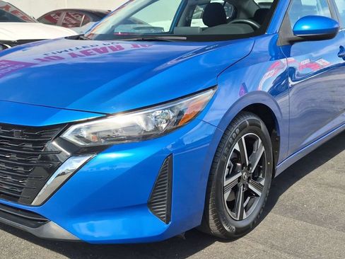 Used 2024 Nissan Sentra SV FWD image 9