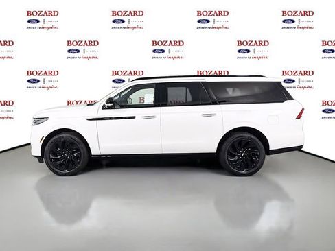 New 2026 Lincoln Navigator L Reserve AWD/4WD image 5