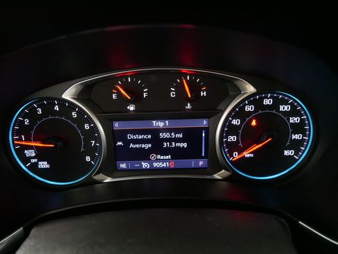 Used 2021 Chevrolet Equinox Premier AWD/4WD image 21