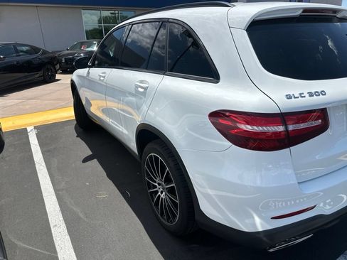Used 2019 Mercedes-Benz GLC 300 image 6