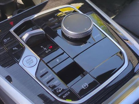 Used 2026 BMW X5 xDrive40i w/ M Sport Package image 12