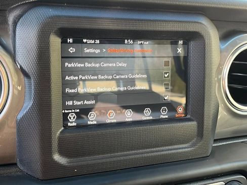 Used 2020 Jeep Wrangler Unlimited Sahara w/ Cold Weather Group image 18