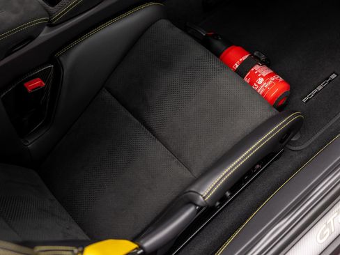 Certified 2023 Porsche 718 Cayman GT4 RS RWD image 38
