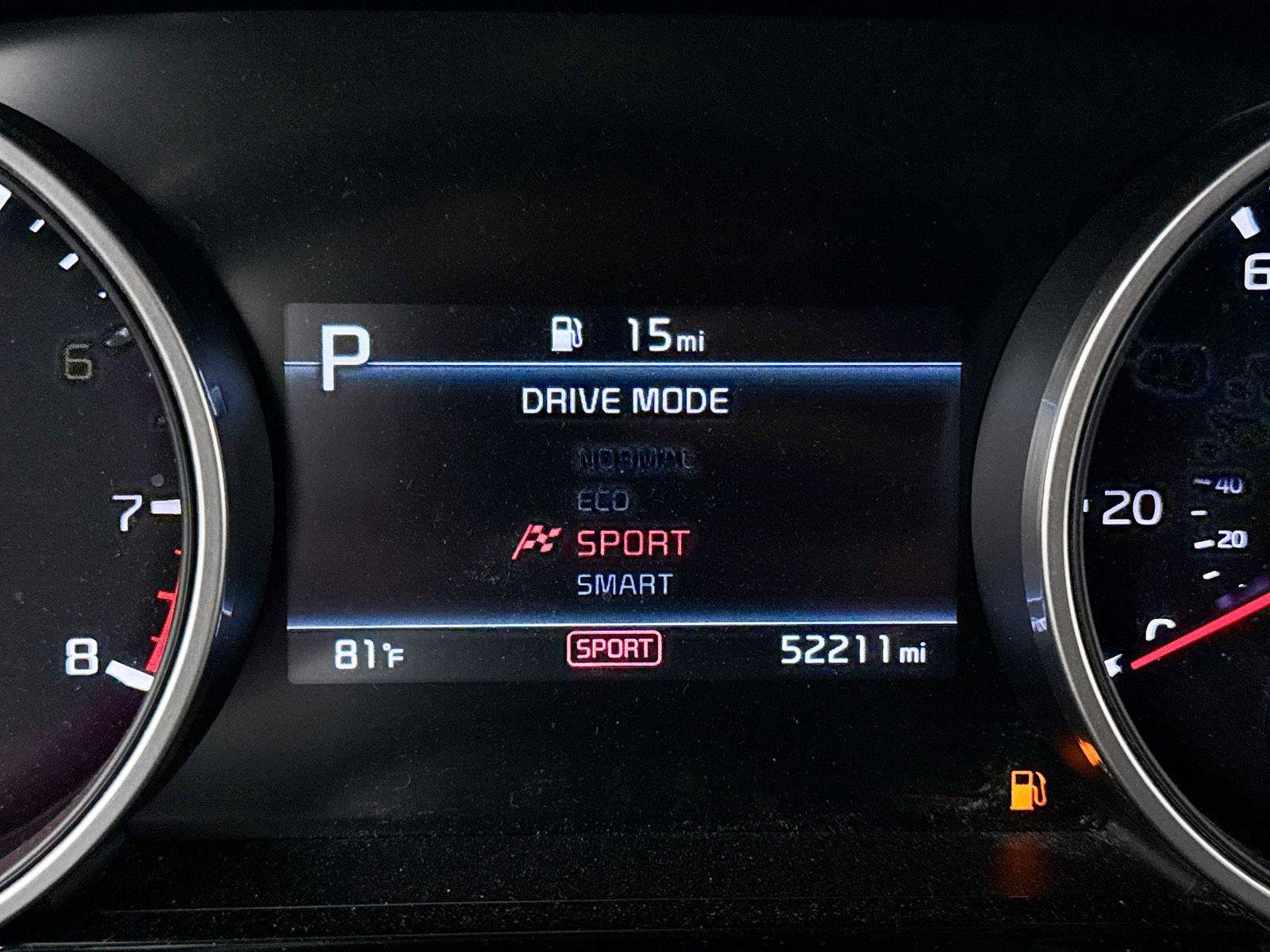 Used 2022 Kia Carnival SX FWD image 8