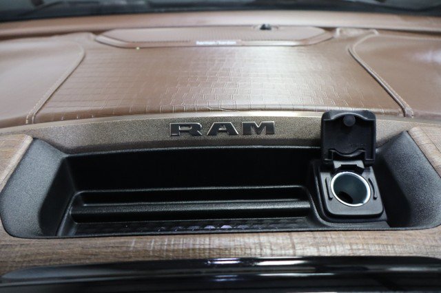 Used 2022 RAM 3500 Limited AWD/4WD image 50