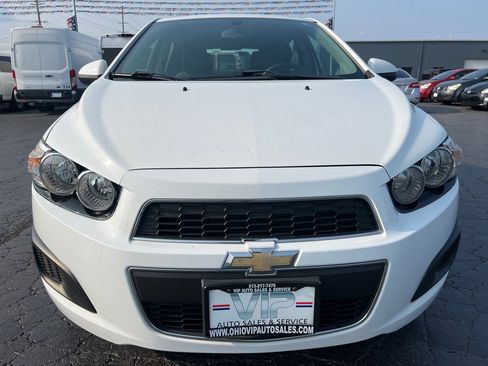 Used 2016 Chevrolet Sonic LS image 2