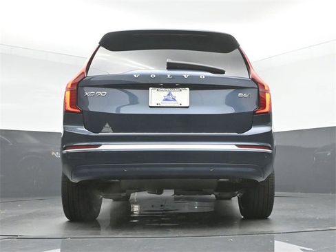 New 2026 Volvo XC90 B6 Ultra image 43