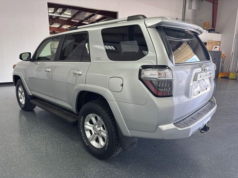 Used 2019 Toyota 4Runner SR5 image 6
