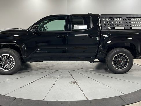 New 2025 Toyota Tacoma TRD Sport image 8