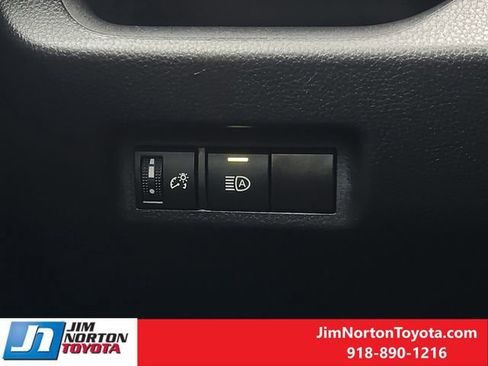 Used 2024 Toyota RAV4 XLE image 24