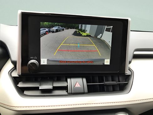 Certified 2024 Toyota RAV4 XLE w/ Convenience Package AWD/4WD image 20