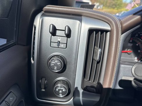 Used 2016 GMC Sierra 1500 SLT w/ SLT Premium Package image 33