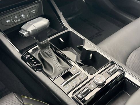 Used 2025 Kia K5 GT w/ GT1 Package image 28