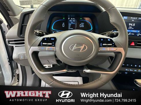 Used 2025 Hyundai Elantra Sport FWD image 20