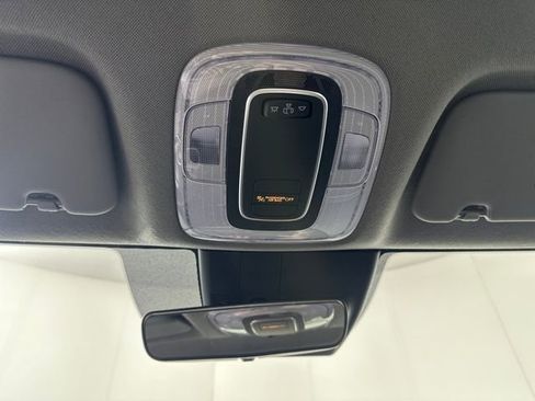 Certified 2025 Hyundai Elantra SE image 23