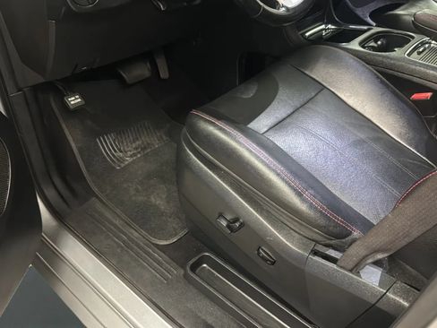 Used 2019 Dodge Grand Caravan GT FWD image 25
