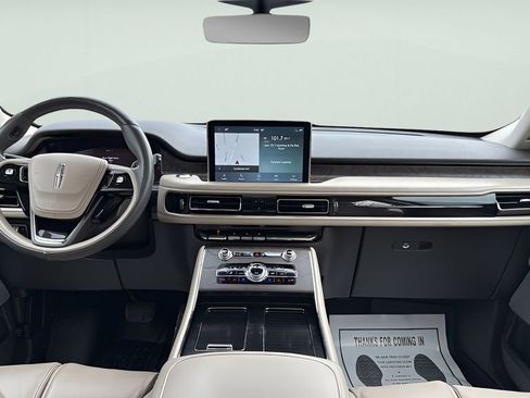 Used 2021 Lincoln Aviator Reserve w/ Equipment Group 202A image 15