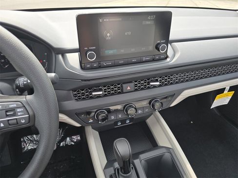 New 2025 Honda Accord SE image 27