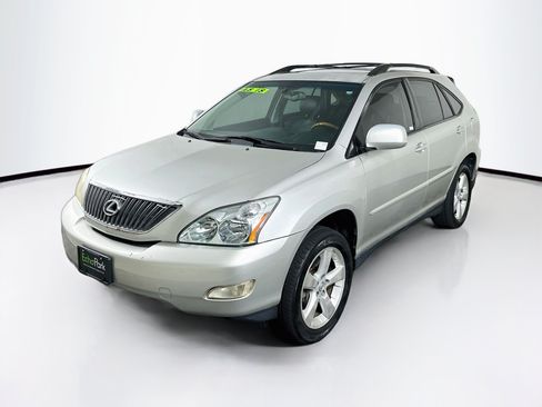 Used 2005 Lexus RX 330 FWD image 3