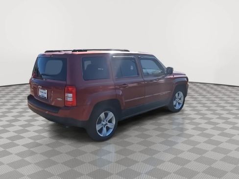 Used 2012 Jeep Patriot Latitude w/ Sun/Sound Group image 8