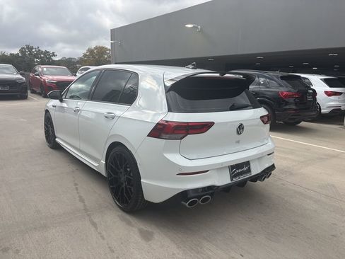 Used 2024 Volkswagen Golf R image 8