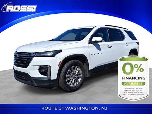 Used 2023 Chevrolet Traverse LT image 1