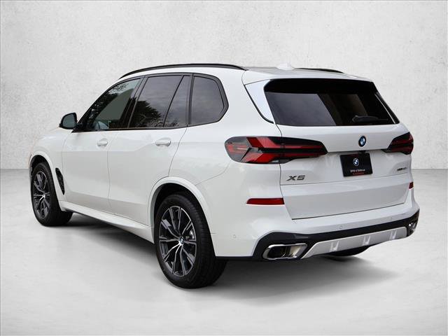 Used 2026 BMW X5 xDrive40i w/ M Sport Package AWD/4WD image 8