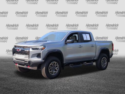 Used 2024 Chevrolet Colorado ZR2 w/ ZR2 Convenience Package III AWD/4WD image 5