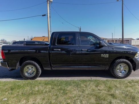 Used 2019 RAM 1500 Tradesman w/ Popular Equipment Group AWD/4WD image 4