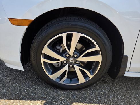 Certified 2022 Honda Odyssey Touring image 29