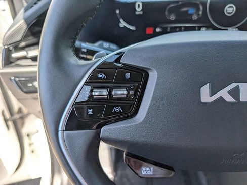 Certified 2023 Kia Niro Wind FWD image 24