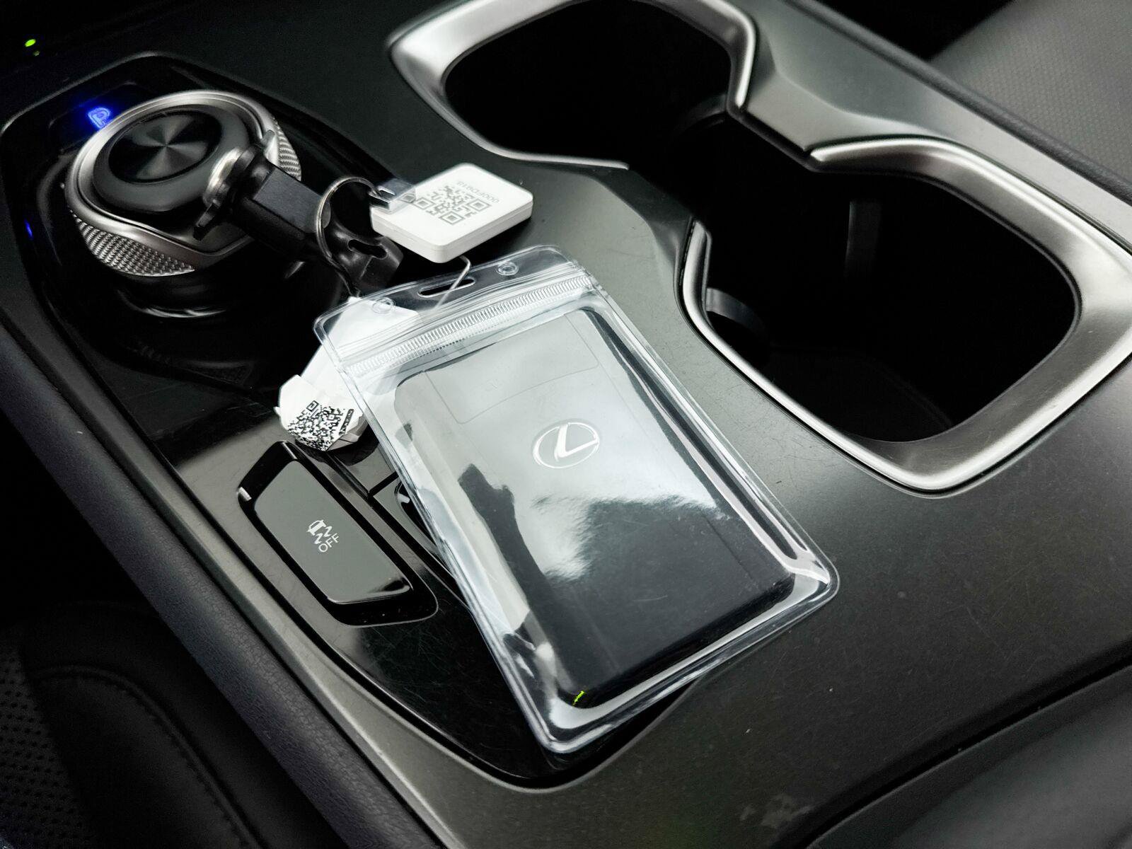 Used 2025 Lexus RZ 300e w/ Accessory Package (2T) FWD image 28