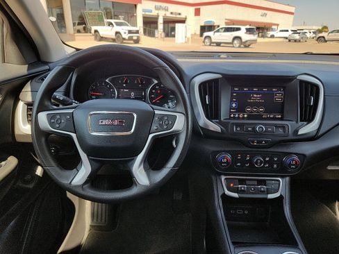 Used 2024 GMC Terrain SLE w/ Driver Convenience Package FWD image 13
