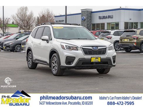 Used 2019 Subaru Forester Premium image 1