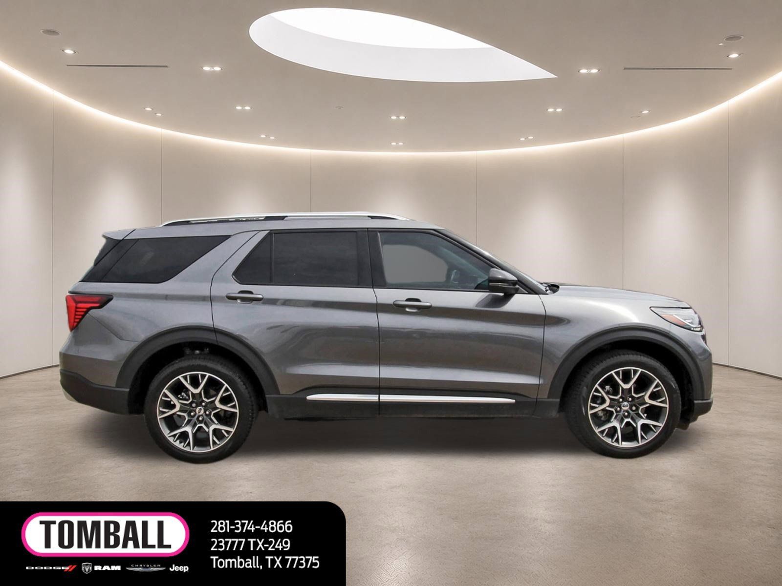 Used 2025 Ford Explorer Platinum w/ Ultimate Package AWD/4WD image 8