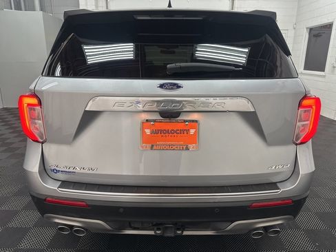 Used 2022 Ford Explorer Platinum w/ Equipment Group 601A AWD/4WD image 8