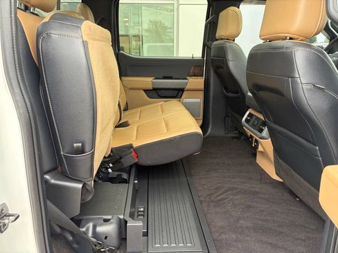 Used 2022 Ford F150 Lariat AWD/4WD image 22
