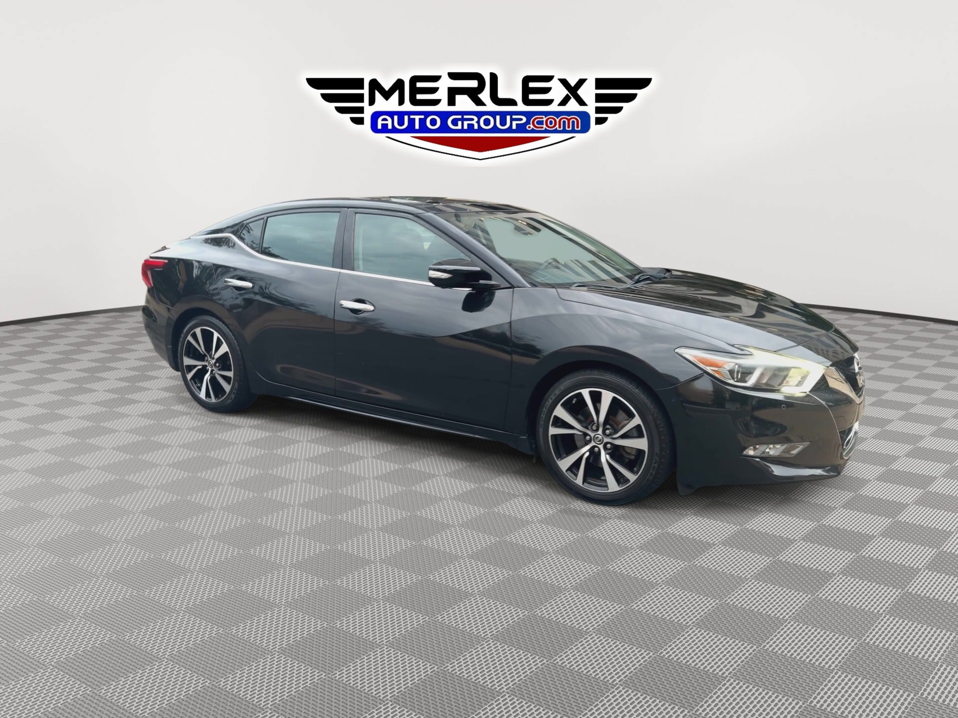 Used 2018 Nissan Maxima Platinum FWD image 2