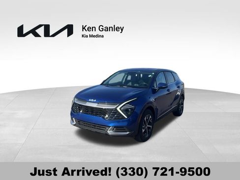 Certified 2024 Kia Sportage EX image 1