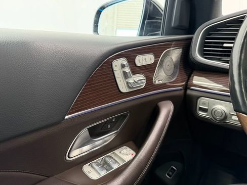 Used 2021 Mercedes-Benz GLS 450 4MATIC image 39