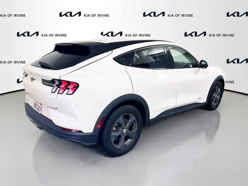 Used 2022 Ford Mustang Mach-E Select image 6