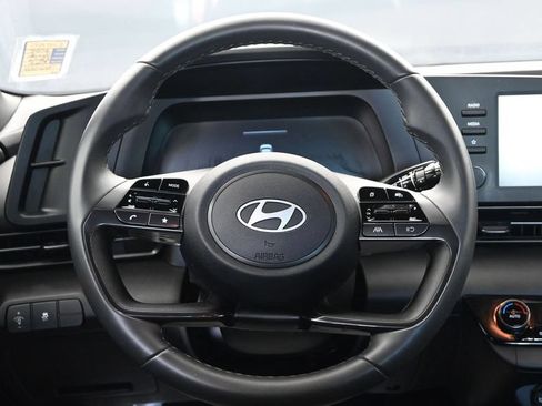 Certified 2025 Hyundai Elantra Sport FWD image 26