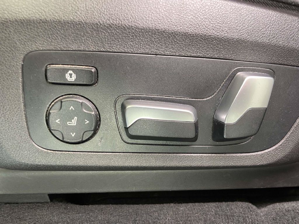 Used 2019 BMW X3 xDrive30i w/ Convenience Package AWD/4WD image 15