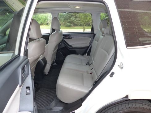Used 2016 Subaru Forester 2.5i Limited AWD/4WD image 25