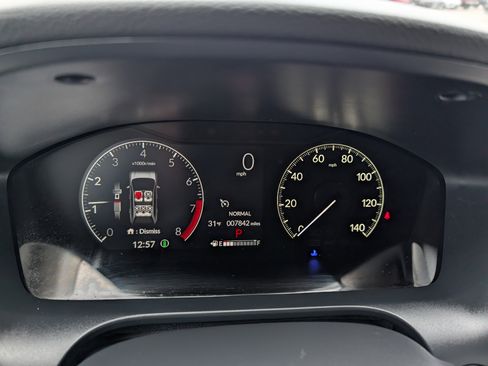 Used 2024 Honda HR-V LX image 25